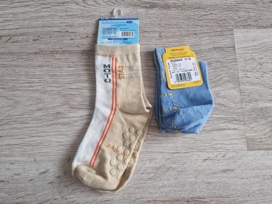 Nowe dziecięce skarpetki antypoślizgowe abs, 2 pary. Rozmiar 16-18