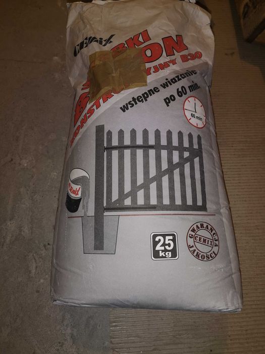 BETON konstrukcyjny szybki B30 CEMIX 20 kg. TANIO !!!
