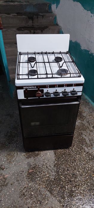 Продам газову плиту гарнюню