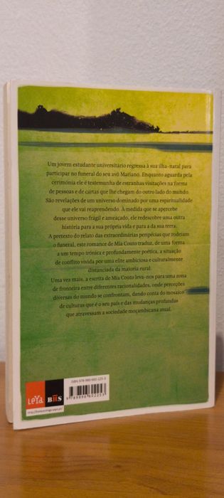 Livro "Um Rio Chamado Tempo, Uma Casa Chamada Terra"