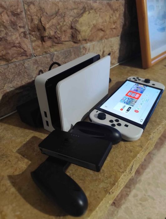 Nintendo Switch OLED