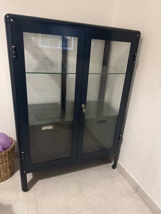 Vitrine FABRIKOR IKEA azul