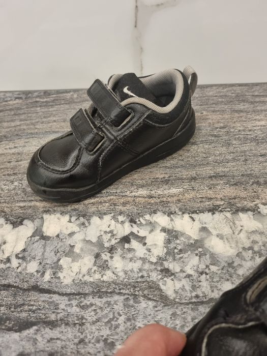 Adidasy Nike 7.5 dla chłopca i dziewczynki