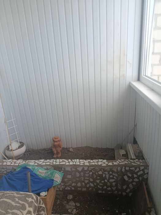 Продаю 3к/кв- студия пр.Мира 14/15 79/46/11  43000$