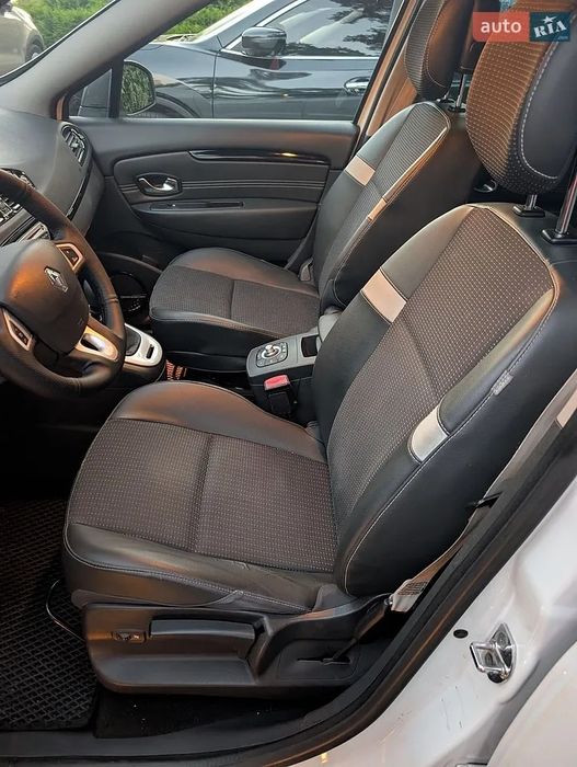 Продам Renault Scenic