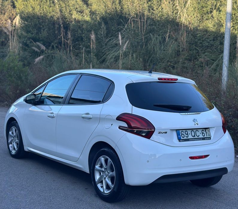 Peugeot 208 1.2 Puretech 2015