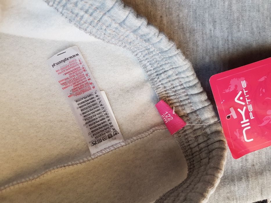 Nowe 122 cm spodnie dresowe EplusM