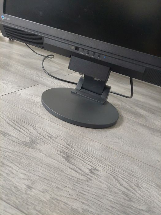 Monitor czarny regulowany Eizo
