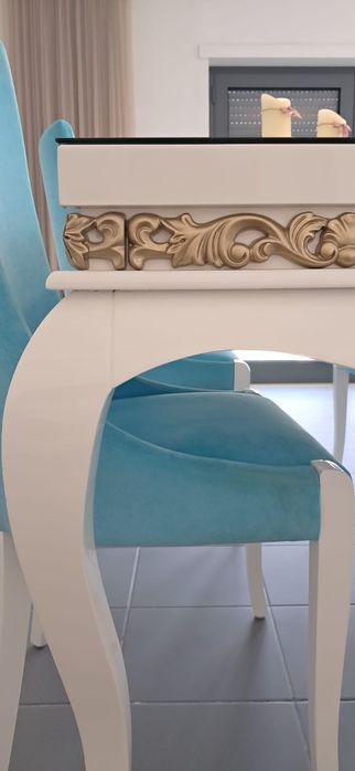 Mesa de jantar branca lacada como nova