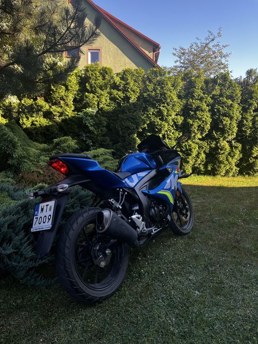 Suzuki GSXR 125 Salon PL