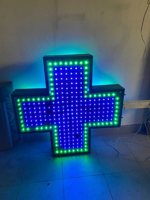 Cruz de Farmácia Led