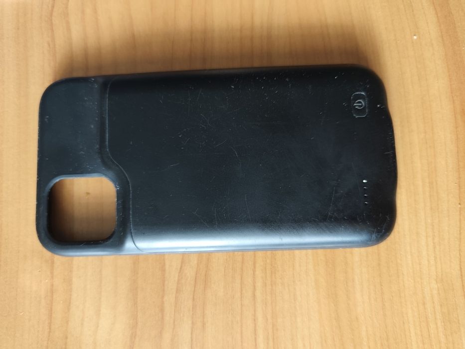 Чехол-аккумулятор (Battery Case) для iPhone 11