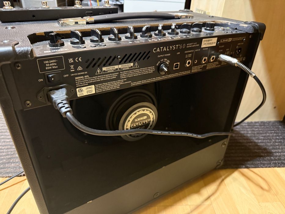 Line 6 CATALYST 60