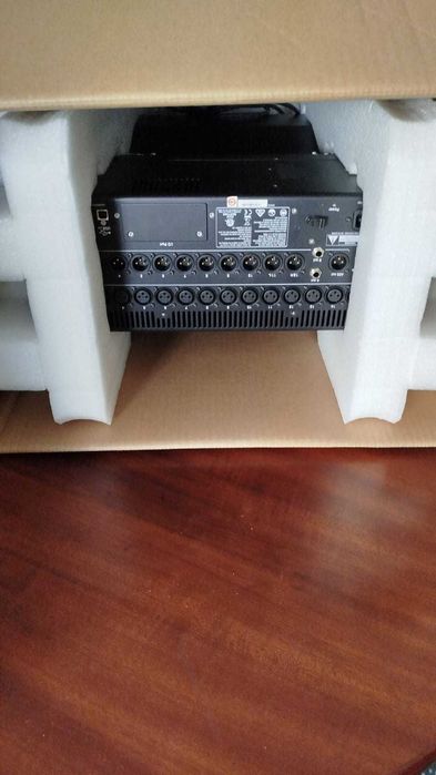 Allen & Heath SQ-5 — Mesa de Mistura Digital
