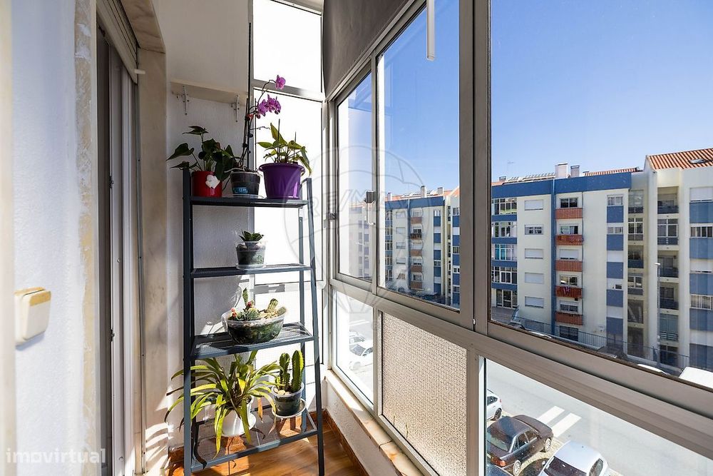 Apartamento T2 para venda — Algueirão-Mem Martins, Lisboa