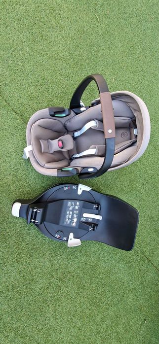 Conjunto Maxi Cosi Pebble 360 Pro 2 + Familyfix 360