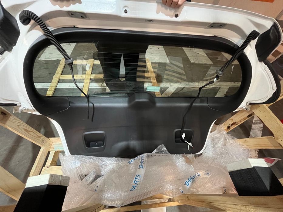 Tampa da mala peugeot 308 Sw branca