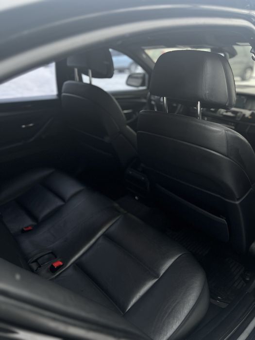 Продам BMW f10 2.0 xdrive 2012