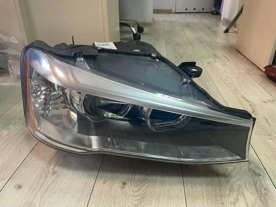 Права фара BMW X3 F25, X4 F26