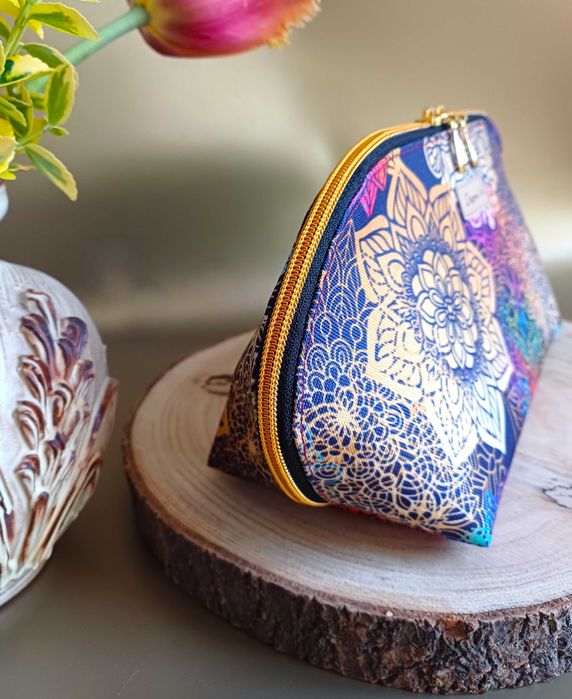 Kosmetyczka damska handmade rękodzieło na prezent L