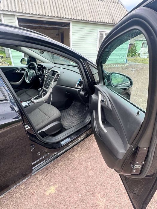 Opel Astra IV покоління/J