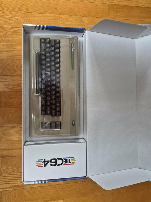 Commodore 64 the c64 Maxi