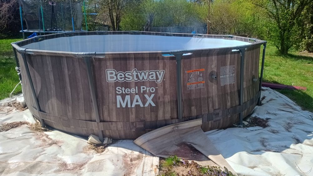 Basen bestway  427 cm średnica; pompa bestway