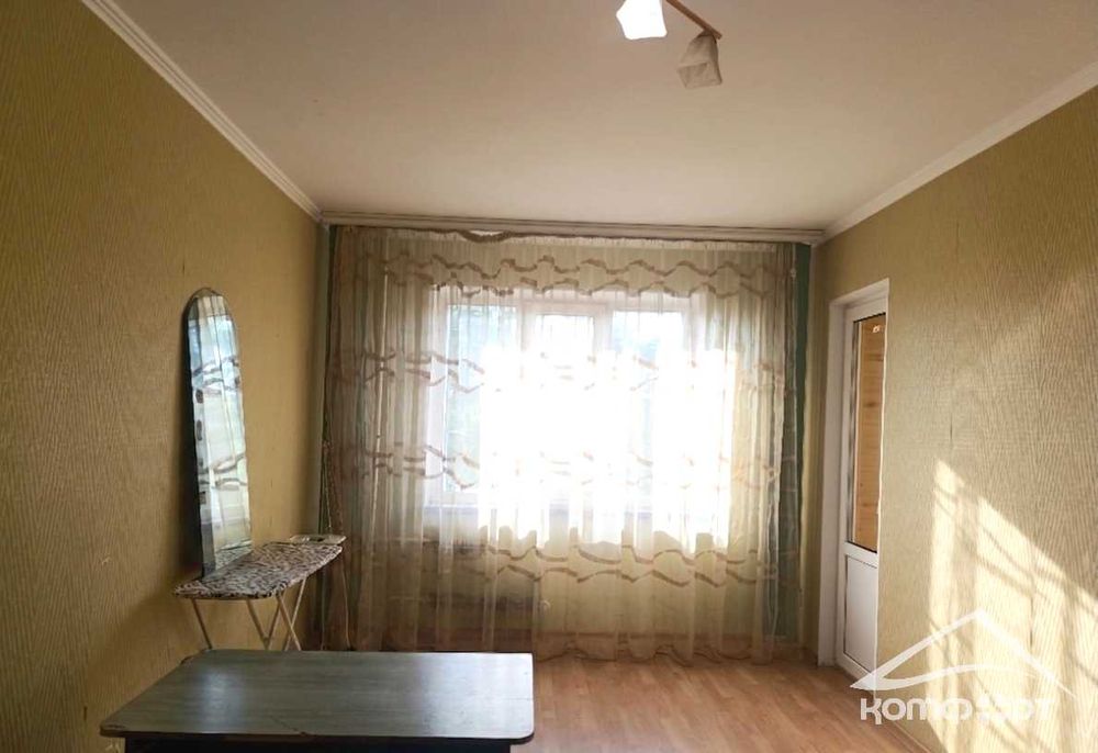 Продам 1 кімнатну квартиру на 3му поверсі. Місто Славутич