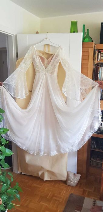 Unikatowa suknia ślubna boho z welonem, stan idealny
