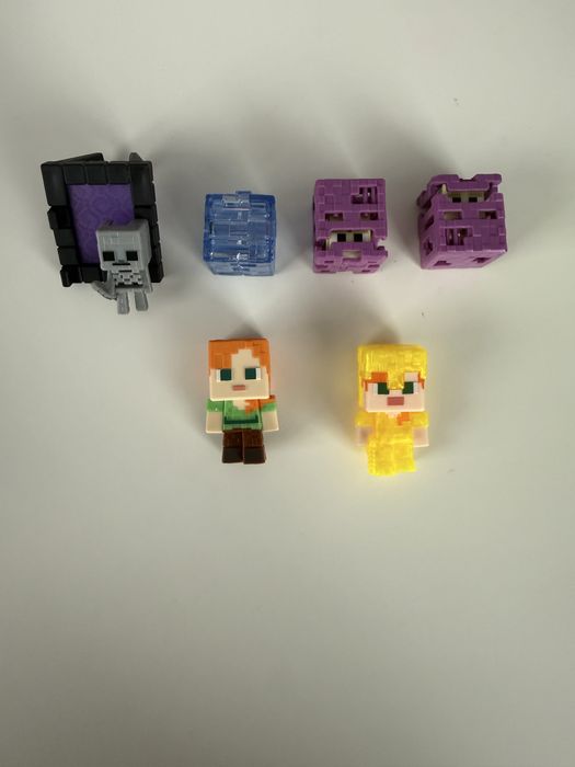 Фігурки Kinder minecraft / Кіндер майнкрафт