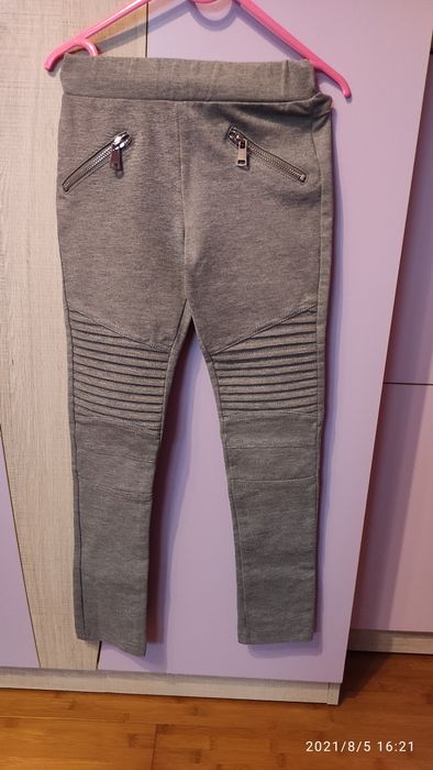 Paka Spodnie dziewczęce jeansy dresy 134