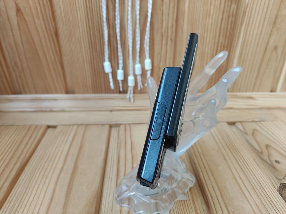 Nokia N80           .