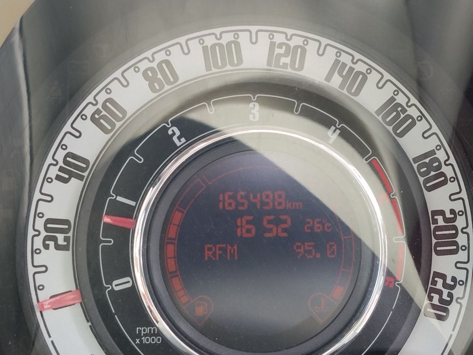 Fiat 500C 1.3 Multijet Lounge – Descapotável, Interior Pele Vermelha