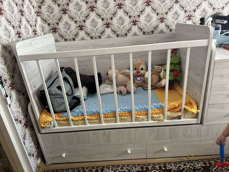 Дитяче ліжечко  трансформер
