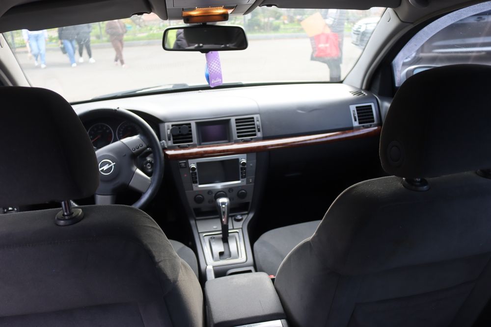 Opel Vectra H 2004 рік 2.2 Автомат на ходу