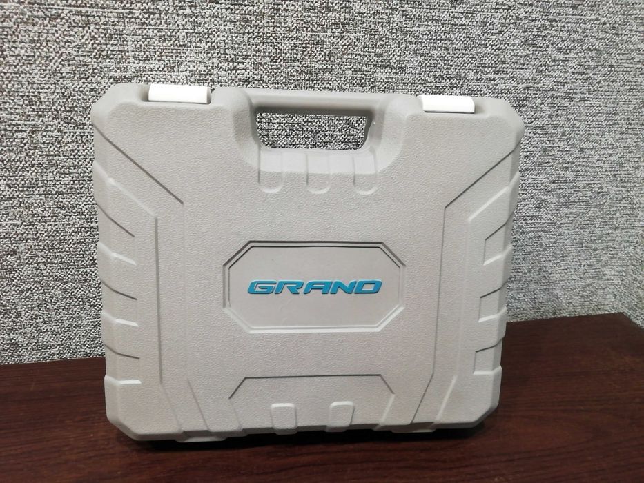 Шуруповерт аккумуляторный Grand ДА-12DFR