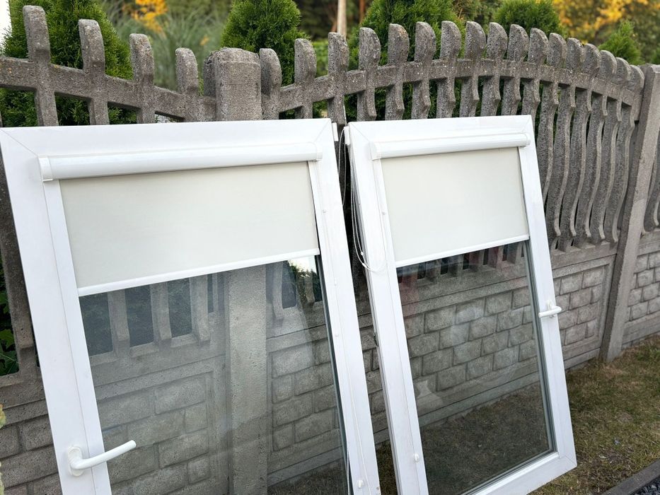 Okno plastikowe z roletami z demontażu