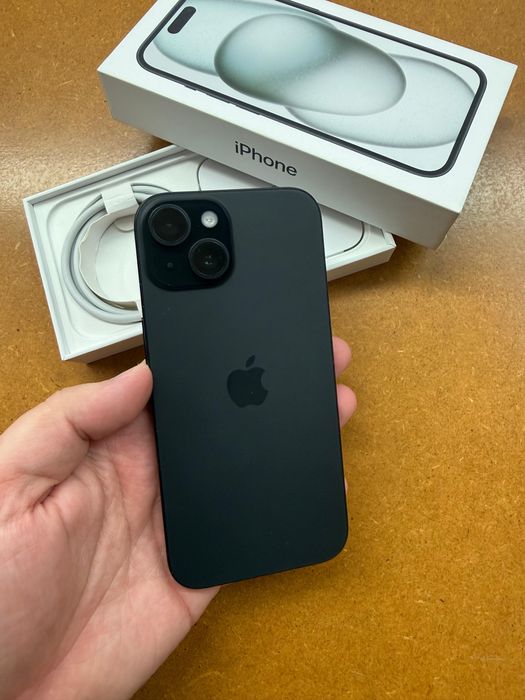 iPhone 15 - 128GB | Preto | Como Novo
