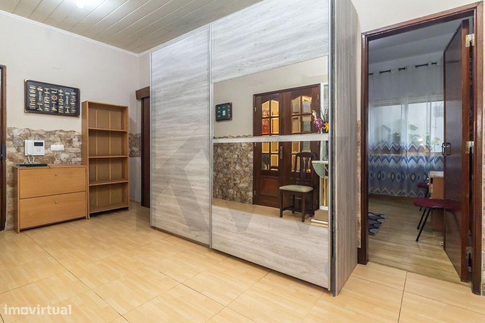Apartamento T2 Rés-do-Chão com 80 m2 na Baixa da Banheira – Conforto e
