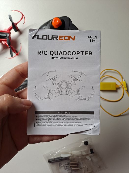 Mini drone como novo