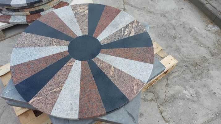 Stolik granitowy