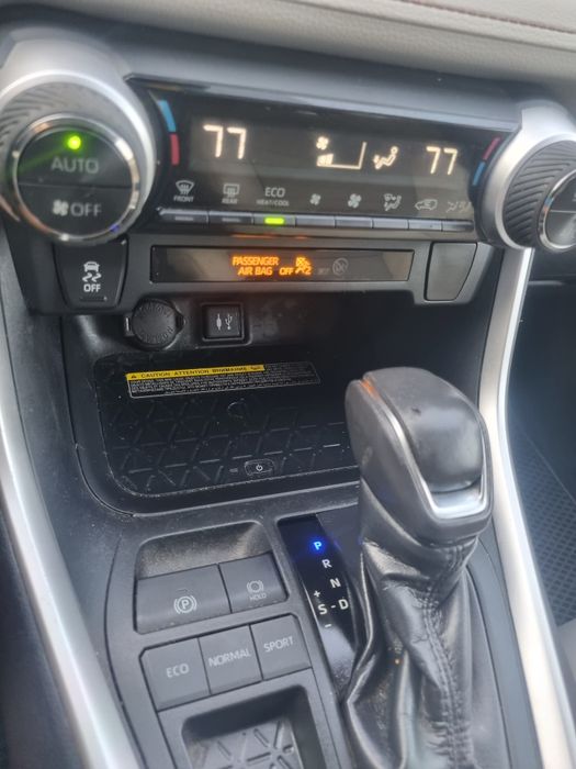 Toyota Rav4 2019 xle premium