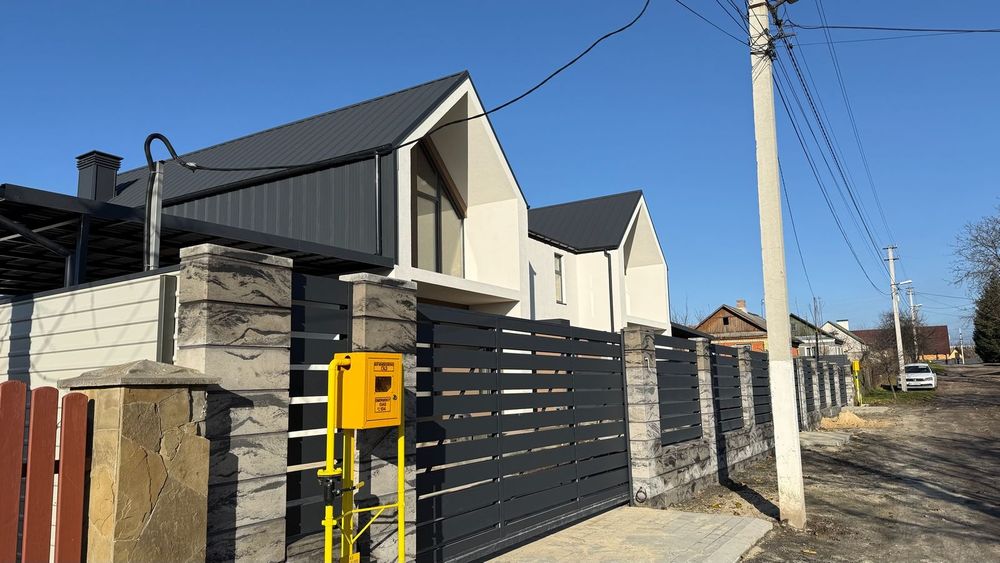 Продається Дуплекс, новобудова, у престижній локації міста