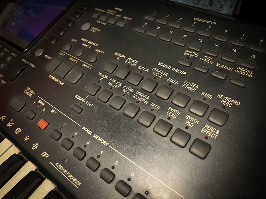 Keyboard Technics KN2000