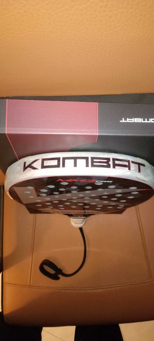 Kombat MM3 Pro com Garantia (Como Nova) - Padel - Edição Limitada