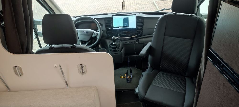 Kamper / Wynajem / 6 osobowy / Camper