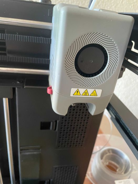 Impressora 3D Flashforge Adventurer 5M AD5M Apenas 5 Horas de Uso - Como Nova ideal para principiantes  AD5M 3D Printer High Speed Beginner-friendly