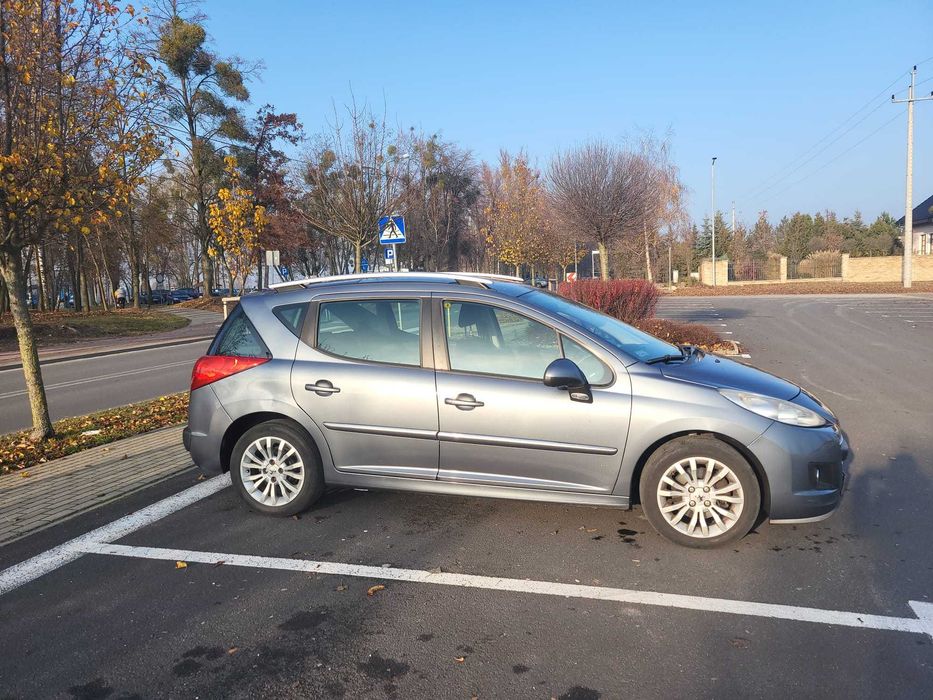 Peugeot 207 SW Bussiness 1.6 HDI