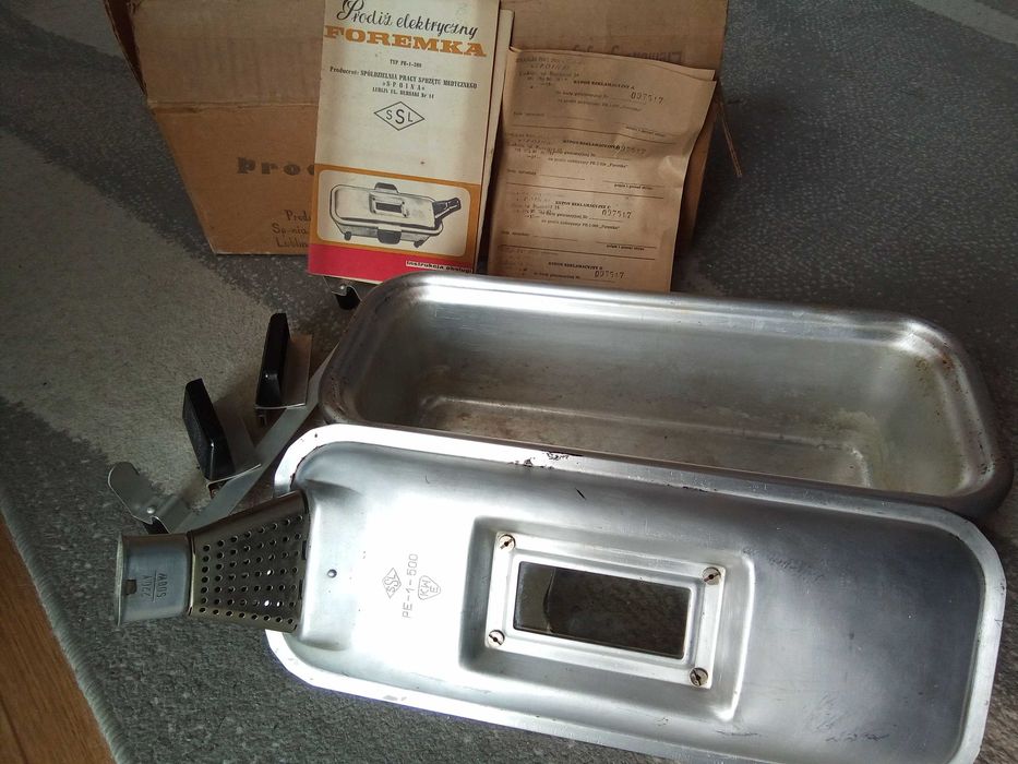 Prodiż foremka PE -1-500 kolekcjonerski jak nowy z pudełkiem z 1975 r