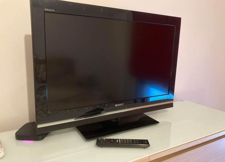TV Sony Bravia 32” KDL-32W5500 – Full HD – Excelente imagem